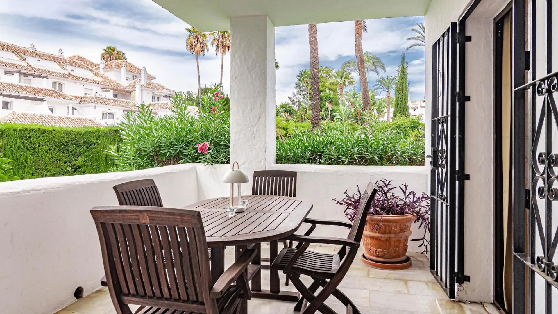 Stunning 2 Bedroom Residence In Aldea Blanca Marbella 0*,  Spagna