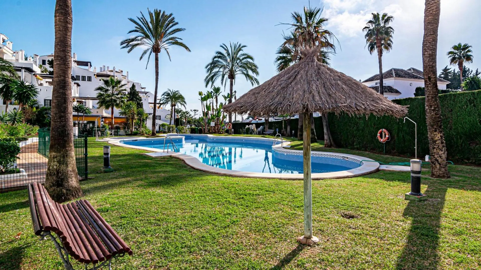 Apartment Stunning 2 Bedroom Residence In Aldea Blanca Marbella