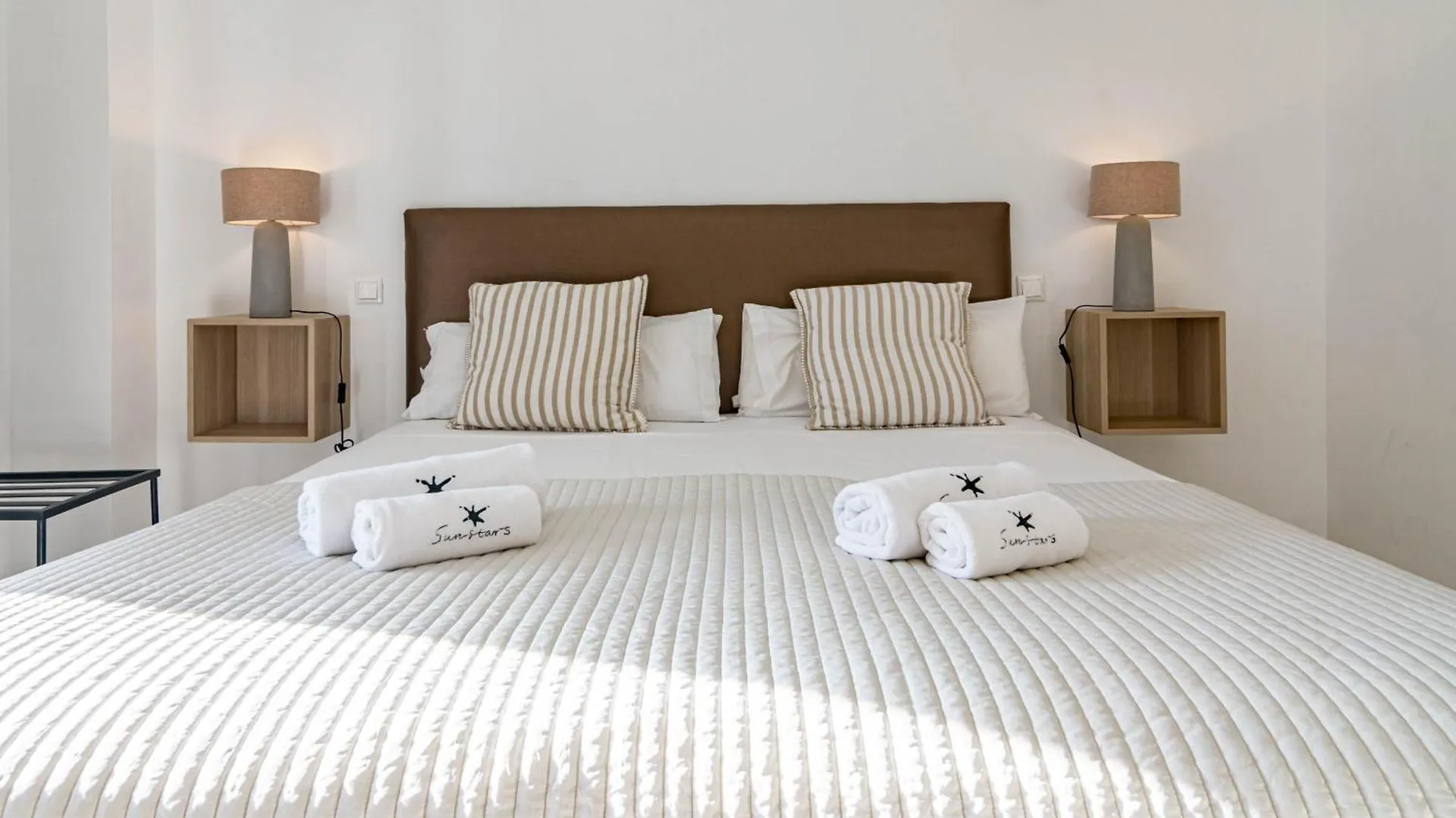 Stunning 2 Bedroom Residence In Aldea Blanca Marbella